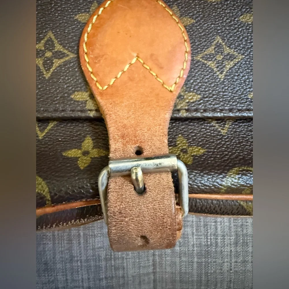 Authentic Louis Vuitton Vintage Cartouchiere MM Crossbody - Picture 10 of 16